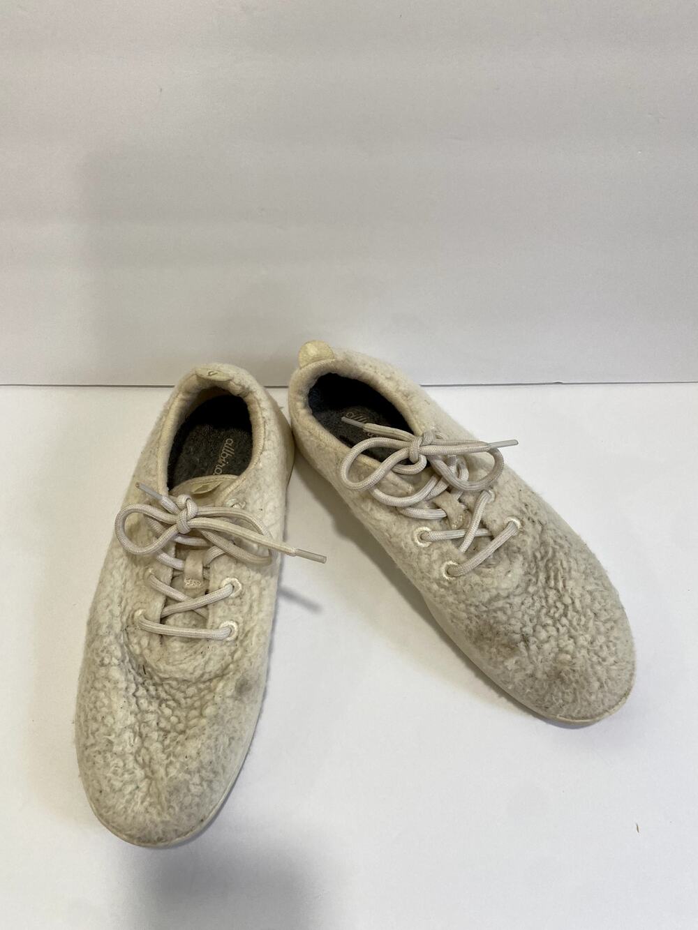 Allbirds Wool Runner Fluffs WRF Mens W11 White Low Top Lace Up 8-8.5 41